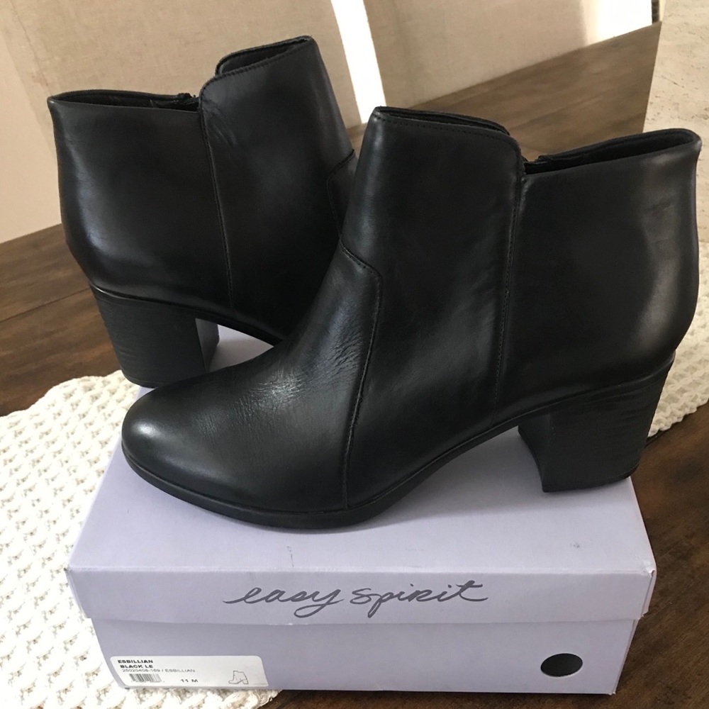 Easy Spirit‎ Booties